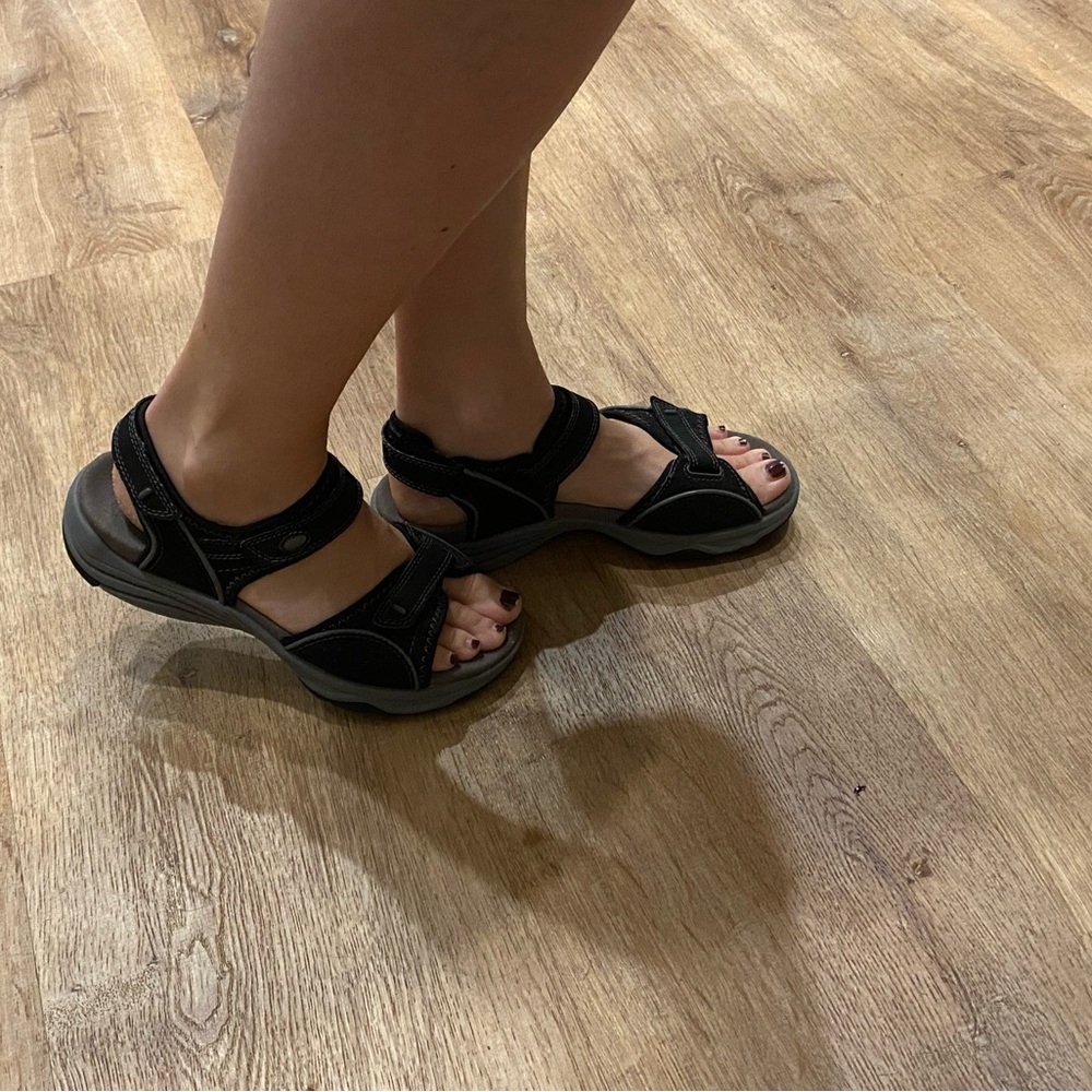 Clarks sandals wavewalk
